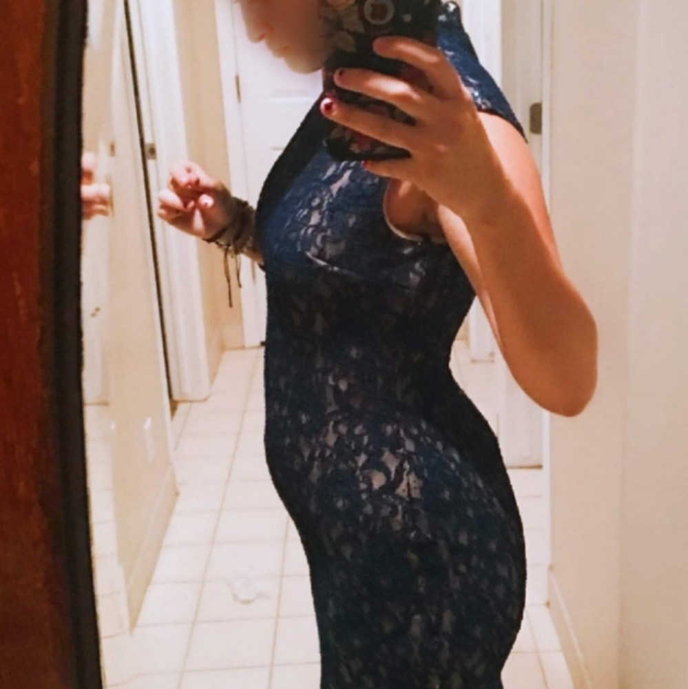 FORMAL DRESS! - Picture 2 of 3